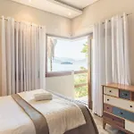 Casa Alto Padrao Com Surpreendente Vista Ao Oceano