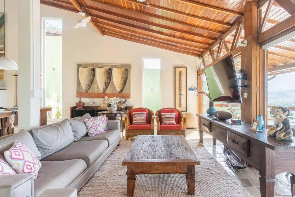 Casa Alto Padrao Com Surpreendente Vista Ao Oceano Ubatuba
