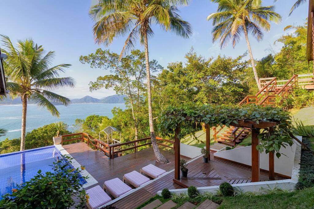 Casa Alto Padrao Com Surpreendente Vista Ao Oceano Casa de férias Ubatuba