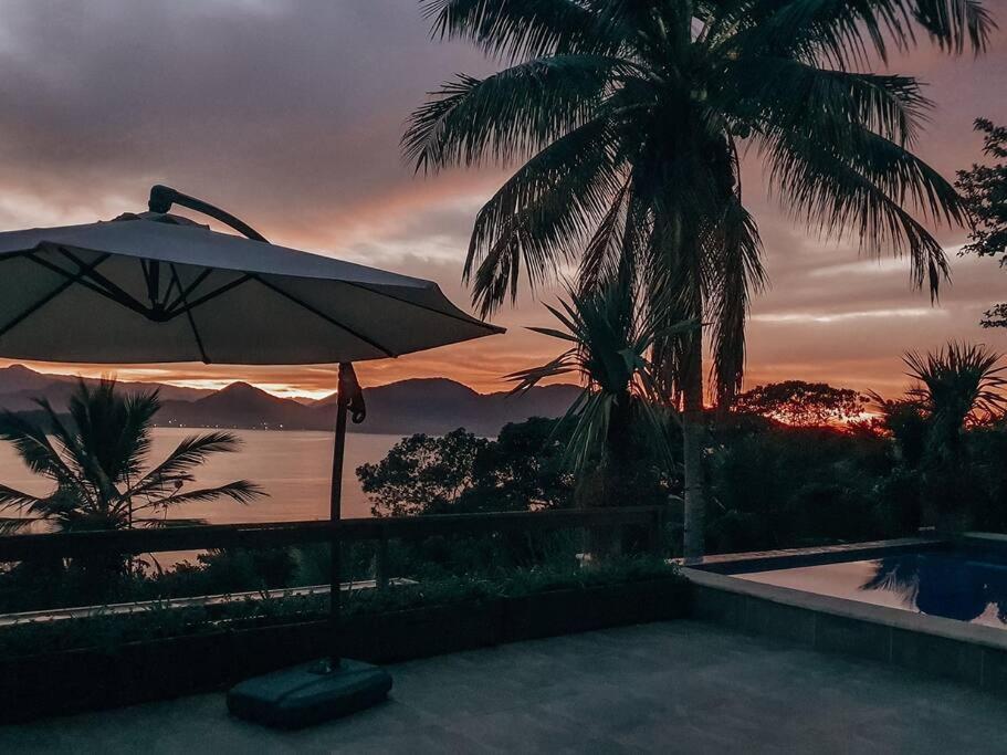 Casa Alto Padrao Com Surpreendente Vista Ao Oceano *