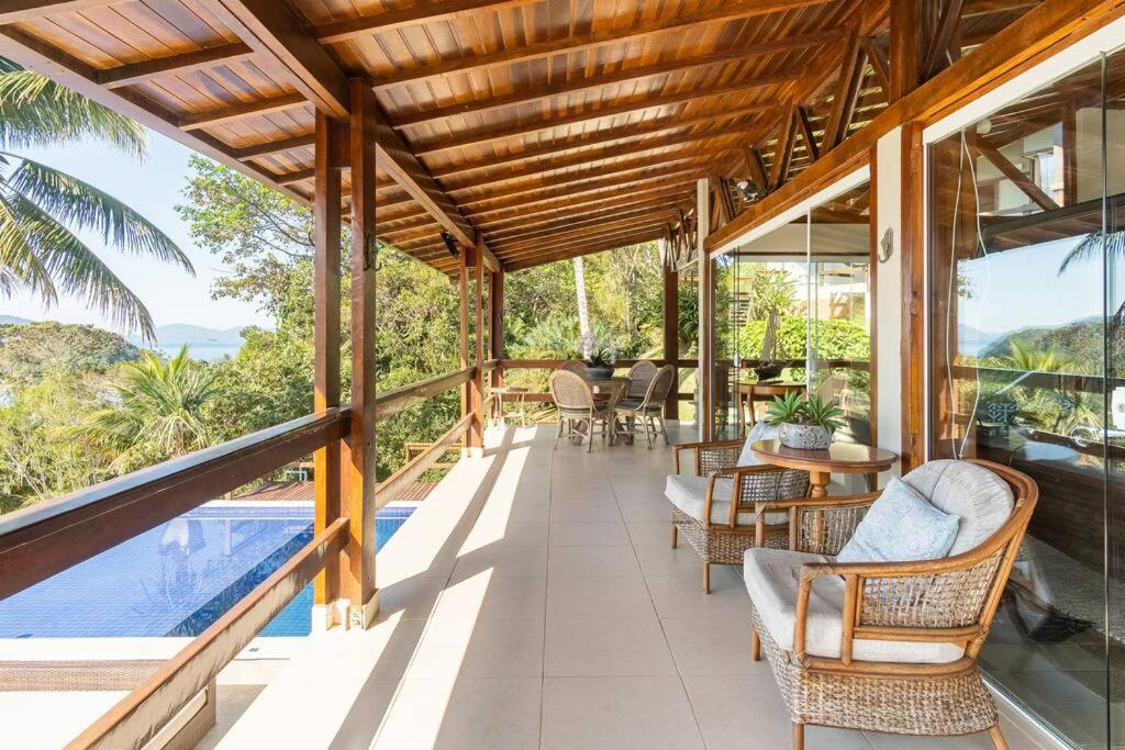 Casa Alto Padrao Com Surpreendente Vista Ao Oceano Casa de férias