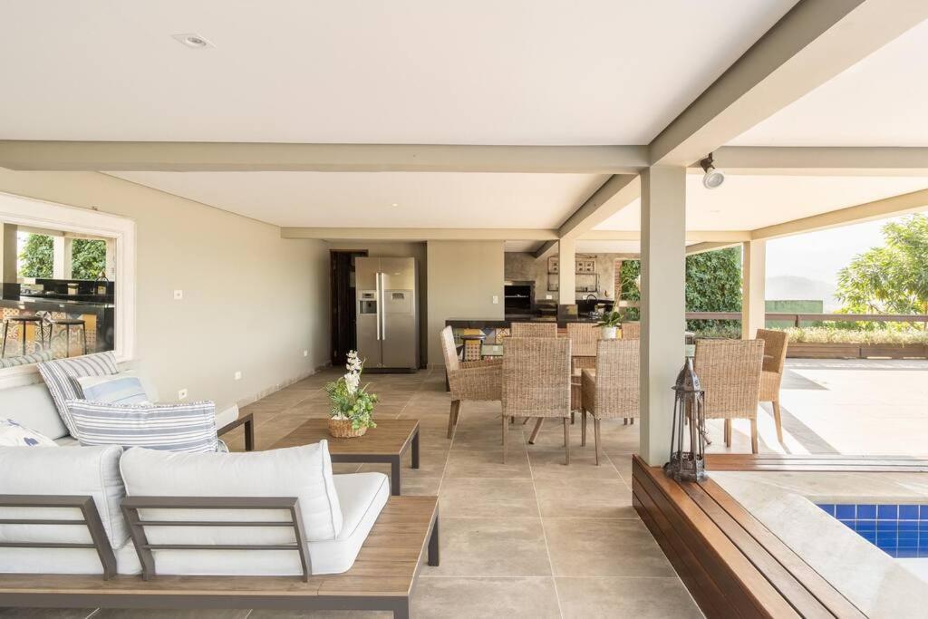 Casa Alto Padrao Com Surpreendente Vista Ao Oceano Casa de férias Ubatuba
