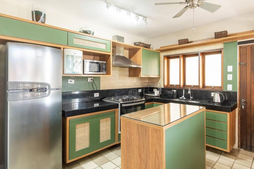 Casa de férias Casa Alto Padrao Com Surpreendente Vista Ao Oceano Ubatuba